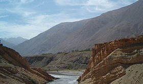 280px-Ayni_zarafshon_river